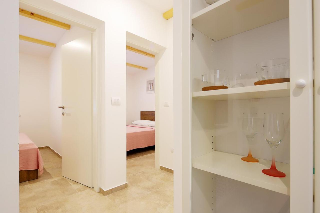 Apartments Sonja Šilo Extérieur photo