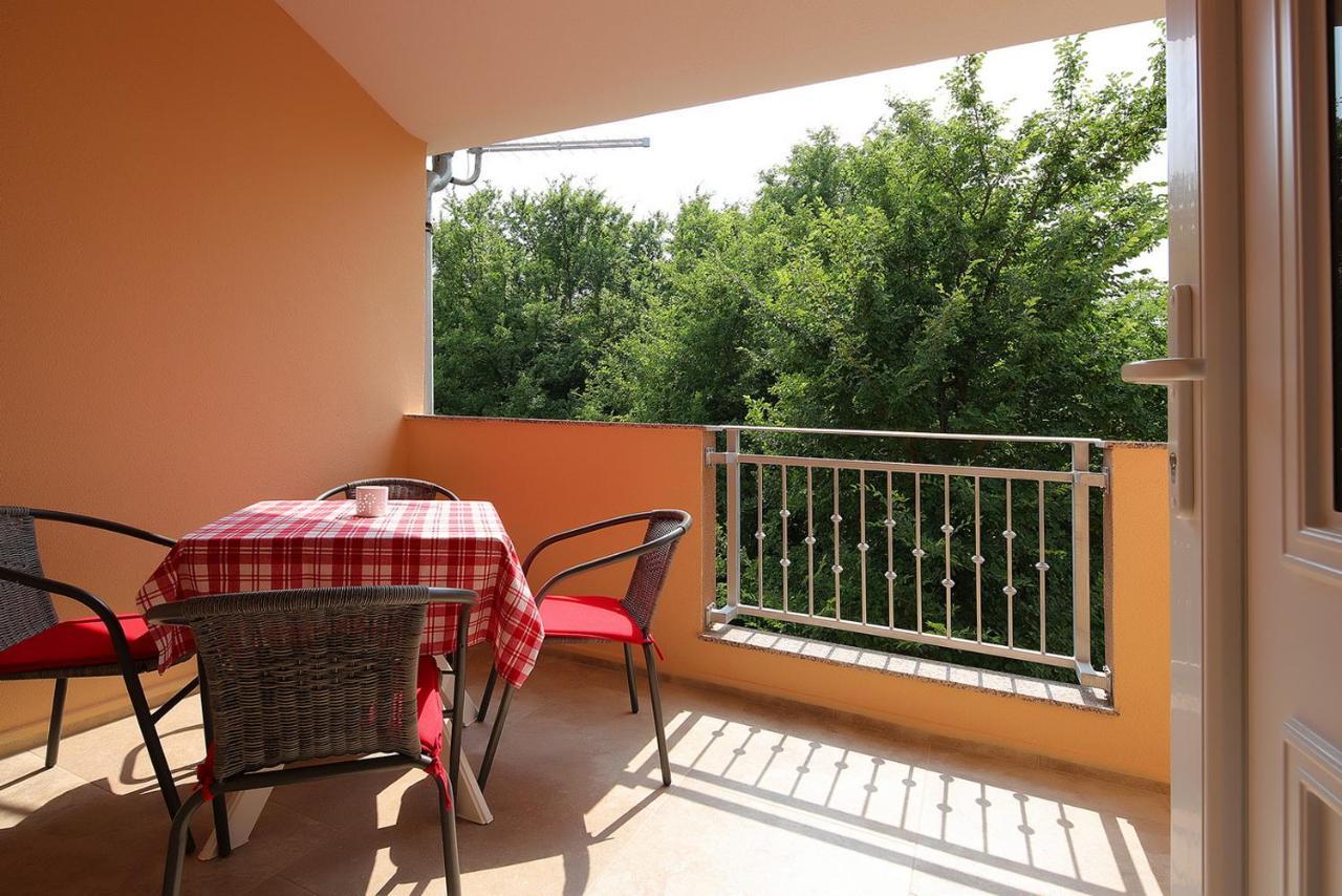 Apartments Sonja Šilo Extérieur photo